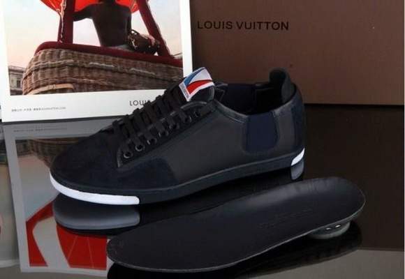 LV Fashion Casual Shoes Men--090